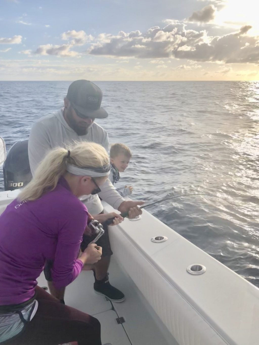 Islamorada Florida Offshore Fishing on the No Slack Fishing Team Hooked Up